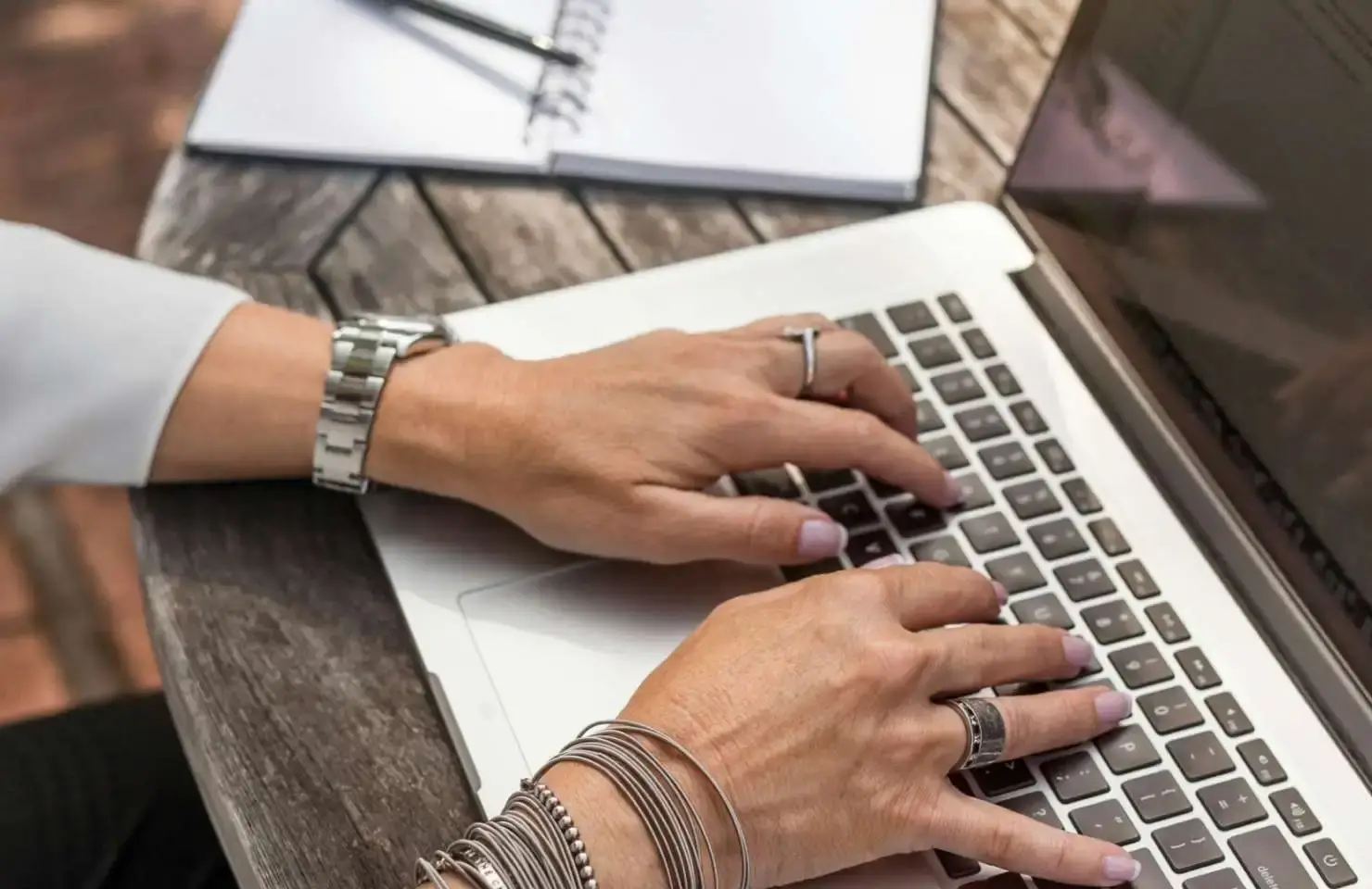 Craft a Captivating and Compelling Book Description Craft a Captivating and Compelling Book Description